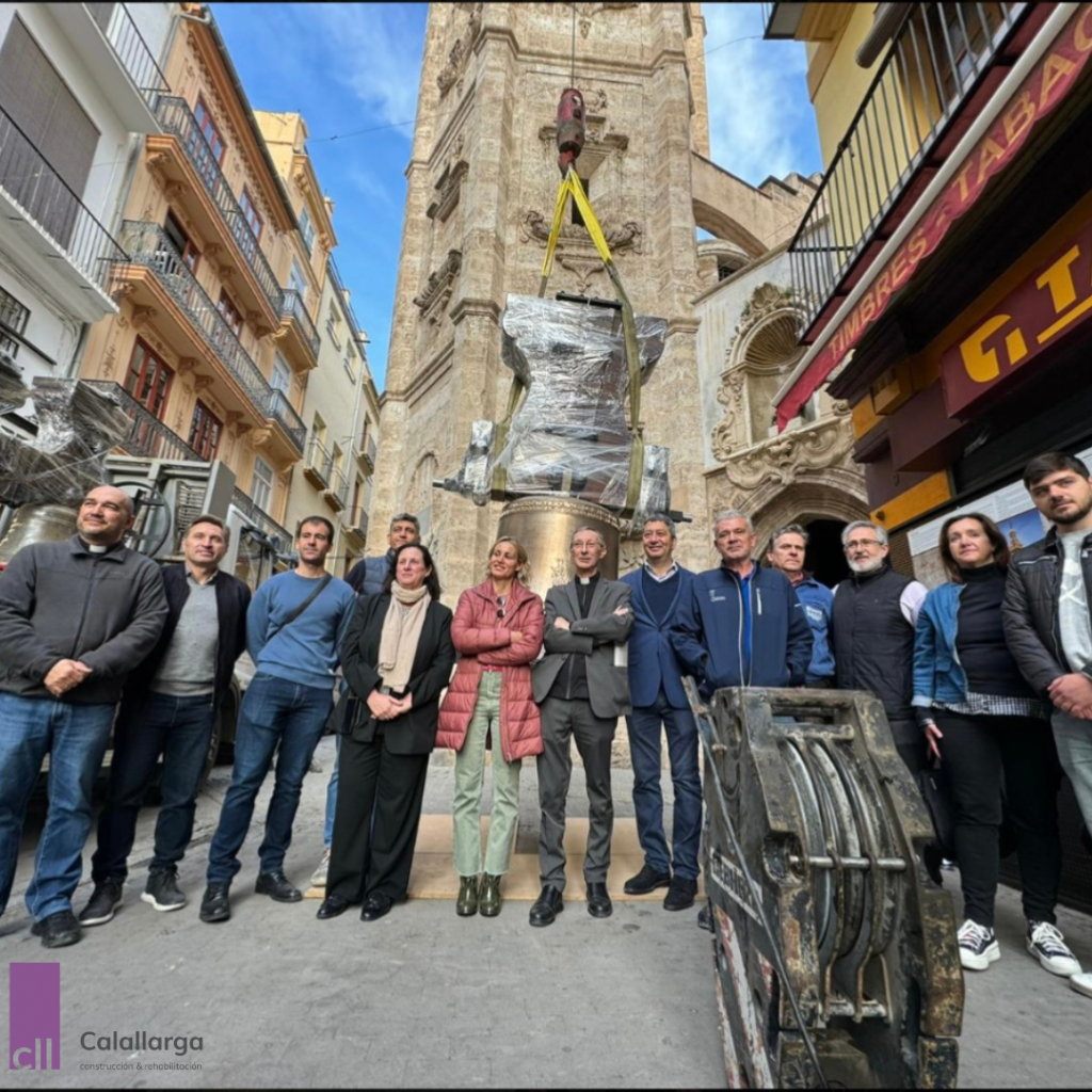 Instalación de las campanas de la iglesia de Santa Catalina