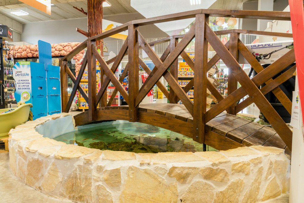 Construcción de nave comercial para Zoolandia en San Antonio de Benagéber